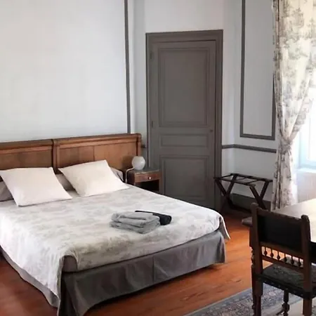 Couette-café Chateau De Bonnevaux Villeneuve-de-Marc