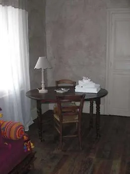 Chateau De Bonnevaux 3* Villeneuve-de-Marc
