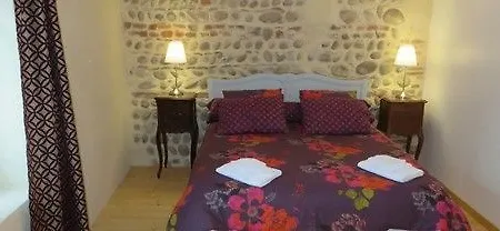 Couette-café Chateau De Bonnevaux 3*