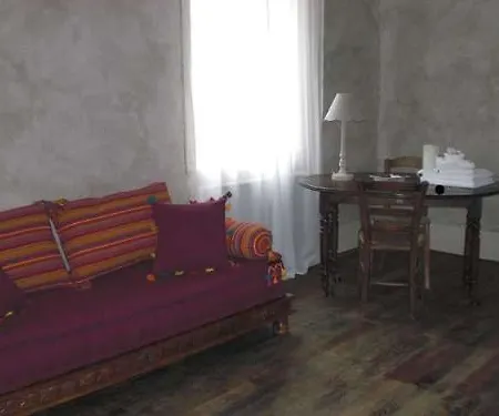 Bed and breakfast Chateau De Bonnevaux